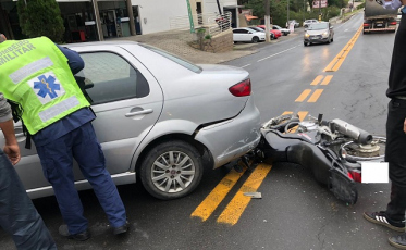 Acidente entre carro e moto é registrado em Urussanga