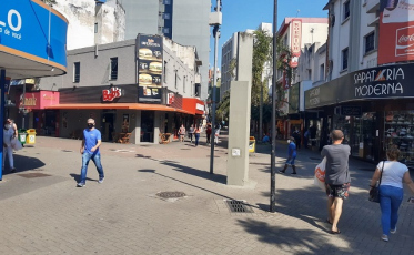 Mesmo com obrigatoriedade, ainda há quem circule sem máscara