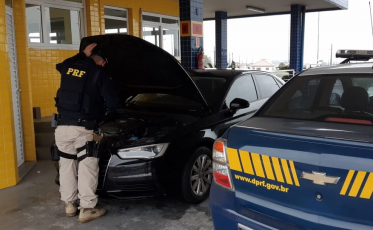 Carro roubado no RS é recuperado em Araranguá 