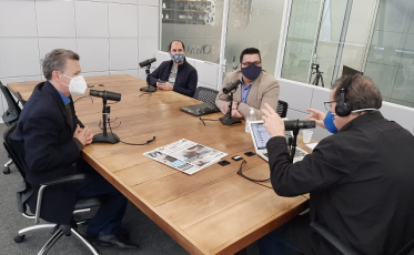 Fila de consultas: dos 15 mil, 50% são para retorno, afirma secretário