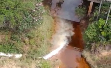 Saer flagra crime ambiental em Criciúma (VÍDEO)