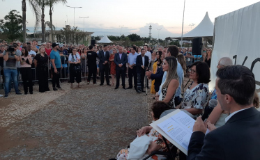 Autoridades prestam homenagem a Altair Guidi