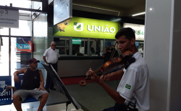 Rodoviária de Criciúma recebe atrações musicais toda quarta e sexta-feira