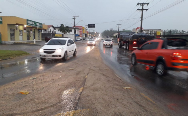 Trânsito deve afunilar no acesso ao Rincão até as 19h