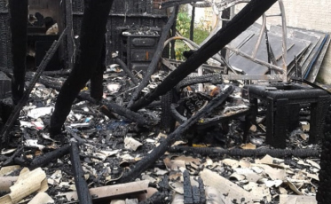 Incêndio destrói residência e família pede ajuda para recuperação