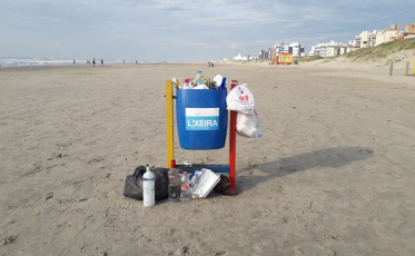 Samae recolhe 7 mil quilos de lixo por dia na orla do Rincão 