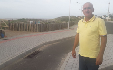 Jairo Custódio promete conclusão da Beira-mar para os próximos dias