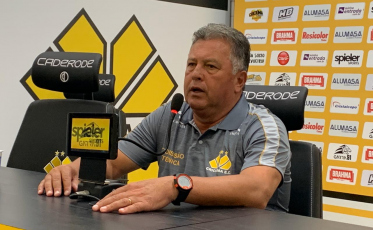 Roberto Cavalo lamenta erros da arbitragem