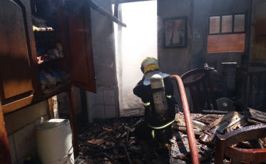 Residência é atingida por incêndio em Içara
