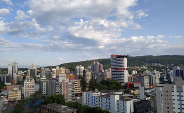 Último dia de carnaval terá máximas de 33ºC