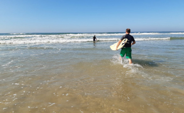 Último fim de semana de fevereiro foi de surf no Sul catarinense