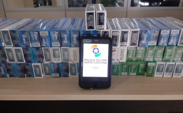 Dois homens são presos por contrabando de cigarro