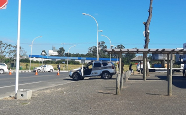 Sem adesão, carreata não aconteceu em Criciúma (VÍDEOS)