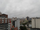 Quinta nublada e chuvosa no sul catarinense 