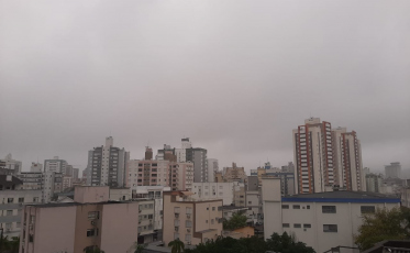 Final de semana de chuva e tempo frio