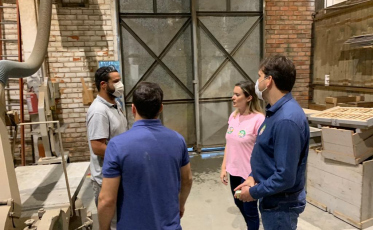 No dia do temporal, a agenda de Júlia Zanatta 