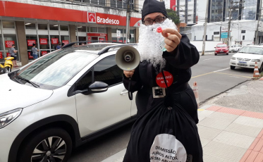 “Natal de demissões no Bradesco”, protestam trabalhadores 