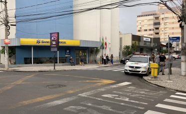 A situação das ruas de Criciúma na manhã após o assalto