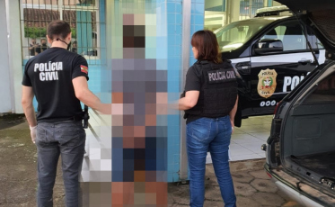 Dois traficantes são presos no Morro da Prefeitura, em Turvo 