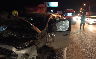 Acidente envolvendo carro e caminhão é registrado em Jaguaruna