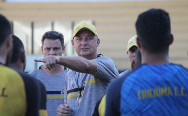 Wilsão projeta mudanças na equipe para enfrentar a Ponte Preta