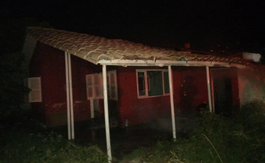 Incêndio atinge casa abandonada no Rincão
