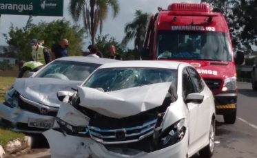 Acidente deixa duas pessoas feridas em Araranguá