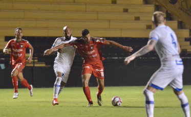 Próspera encara o Avaí com dura missão para avançar no Catarinense 