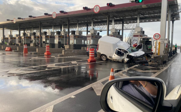 Acidente deixa BR-101 em Araranguá interrompida