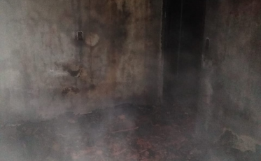 Incêndio atinge casa em residencial de Forquilhinha