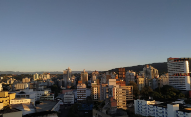Fim de semana com madrugadas muito frias e tardes não tão quentes no sul de SC