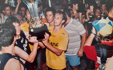 1991: O livro que conta a história da maior conquista do futebol catarinense