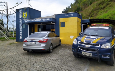 Homem procurado por tráfico de drogas é preso