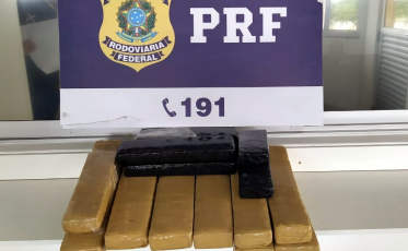 Morador de Içara é pego com quase 20 kg de maconha na BR-101