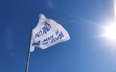 Caravaggio lança livro dos 50 anos de história do clube