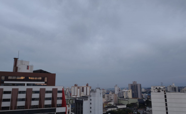 Frente fria chega na quinta-feira ao Sul catarinense