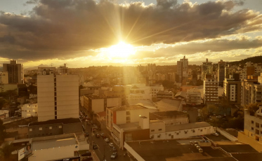 Temperaturas devem chegar aos 30ºC neste domingo