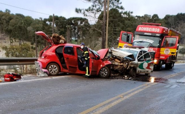 Sargento da PM morre em acidente por gelo na pista