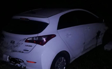 HB20 roubado em Içara é abandonado trancado