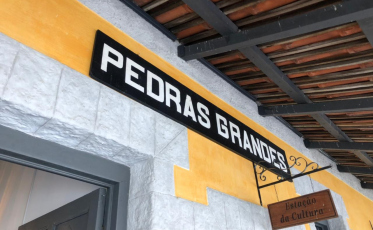 Adelor Lessa especial em Pedras Grandes neste sábado