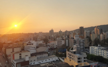 Termômetros chegaram a 31ºC nesta terça-feira na região