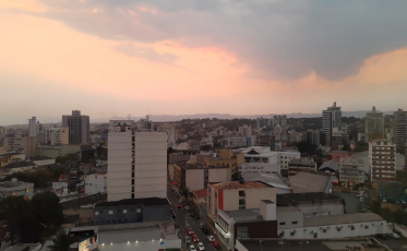 Sábado deve ser nublado na região