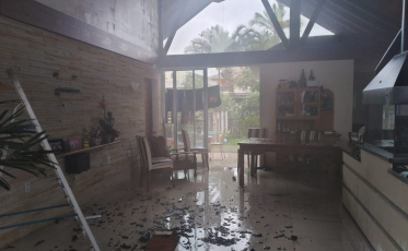 Princípio de incêndio é registrado em casa do Centro de Araranguá