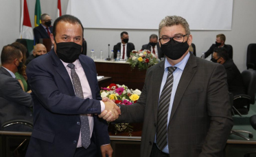 Neguinho e chile tomam posse em Forquilhinha 