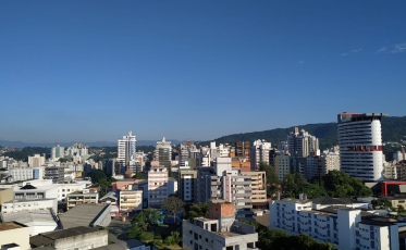 Terça-feira de muito sol e com máximas de até 34ºC