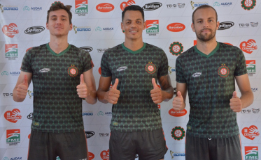 Próspera apresenta mais três reforços para o Catarinense 
