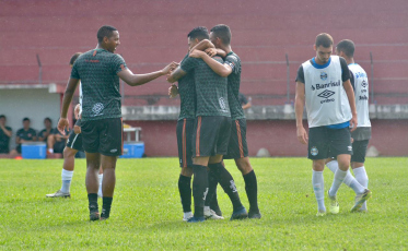 Time da Raça bate o Grêmio em jogo-treino disputado em Nova Veneza