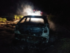 Carro é consumido por chamas em Jaguaruna