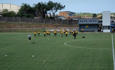 Tigre goleia o Grêmio em jogo-treino no CT