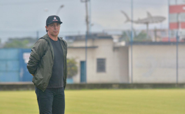 Baier lamenta gol no último minuto e já visa próximo jogo: “levantar a cabeça”